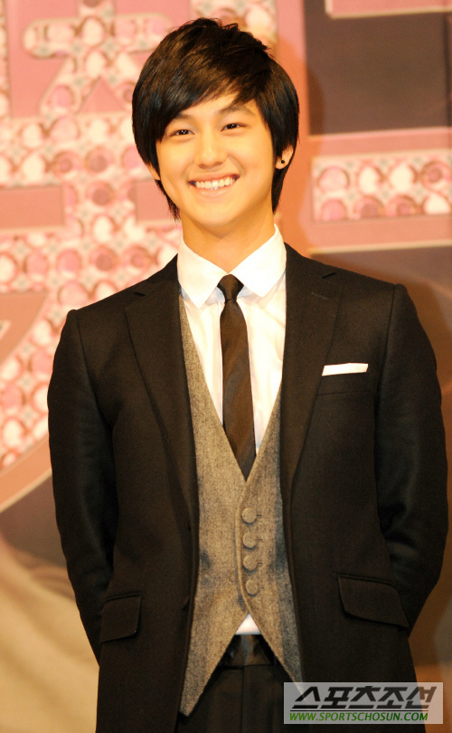 20081222171307.353.20