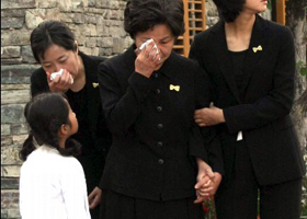 [盧 전 대통령 서거] '왜 울어요?'