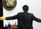 '개헌 계산기' 두드리는 정치인들, 그 셈법은?