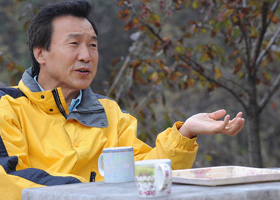 손학규 "세종시 수정은 비겁..정치복귀 순리대로 할 것"