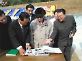 北 김정일, 후계자 찬양가요 소재 그림도 감상