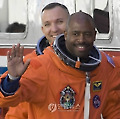 USA SHUTTLE ATLANTIS CREW WALKOUT