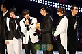 2PM, 2009 MAMA 올해의 가수상 수상 "재범, 사랑해"