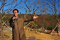 압해도 분재공원 손수 설명하는 박우량 신안군수