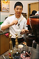 [★포토]할리스커피 바리스타, '앗, 윤건이네!'