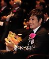 [포토] 'K7' 축하 박수치는 이병헌