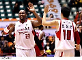 존슨 30득점! KT, LG에 74-63 승리...단독 1위 탈환