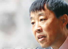 국경 '보따리장수'서 조선족 제1의 거부로