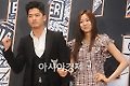 [포토]이용우-유이 "파이팅!"