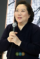 [포토]양희경, '원작에는 없는 '전설의 캐디' 역 맡았어요'