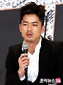 [포토]이용우, '여성 팬들의 마음을 잡겠다'