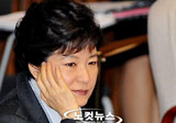 박근혜 '강도는 누굴까?'