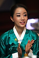 윤손하, 일본가는 날 홀로남은 남편 ‘올레!’