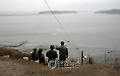 북측 지역 살펴보는 이 대통령
