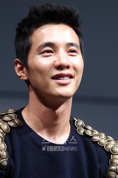 08】【影视】元斌主演的电影《大叔》日前确定将于8月5日在韩国上映