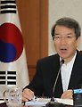 회의 주재하는 정 총리