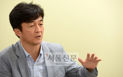 [저자와 차 한 잔] ‘서초동 0.917’ 대표집필자  김희균